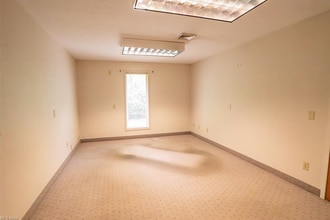 4960 Higbee Ave NW, Canton, OH for lease Interior Photo- Image 1 of 2