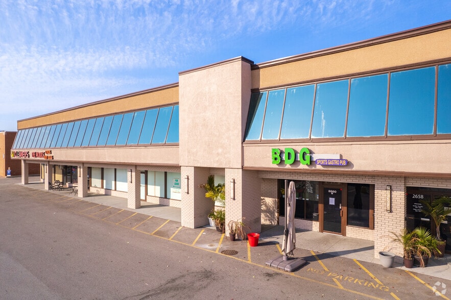 2614-2678 W Golf Rd, Glenview, IL à louer - Photo du bâtiment - Image 3 de 16