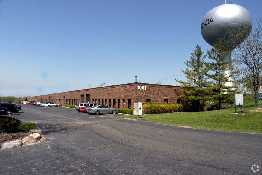 1001 N Old Rand Rd, Wauconda, IL for sale - Primary Photo - Image 1 of 1