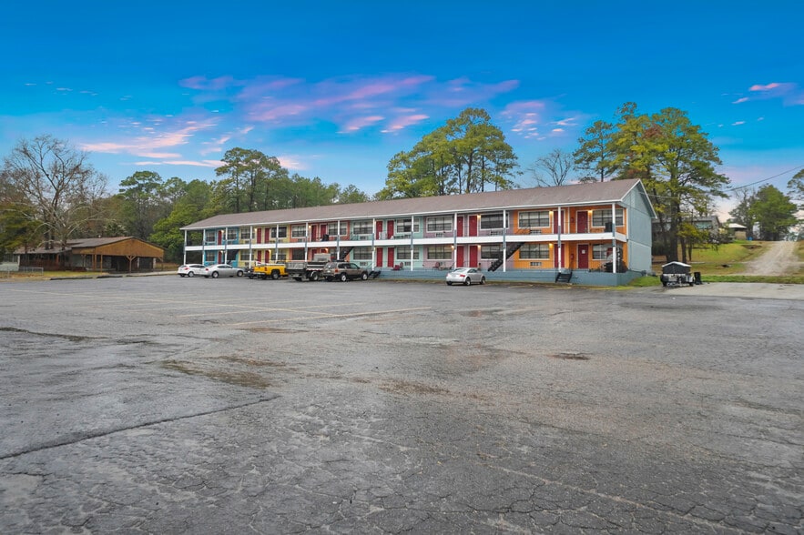 371 Navaho Trl, Onalaska, TX for sale - Building Photo - Image 3 of 5