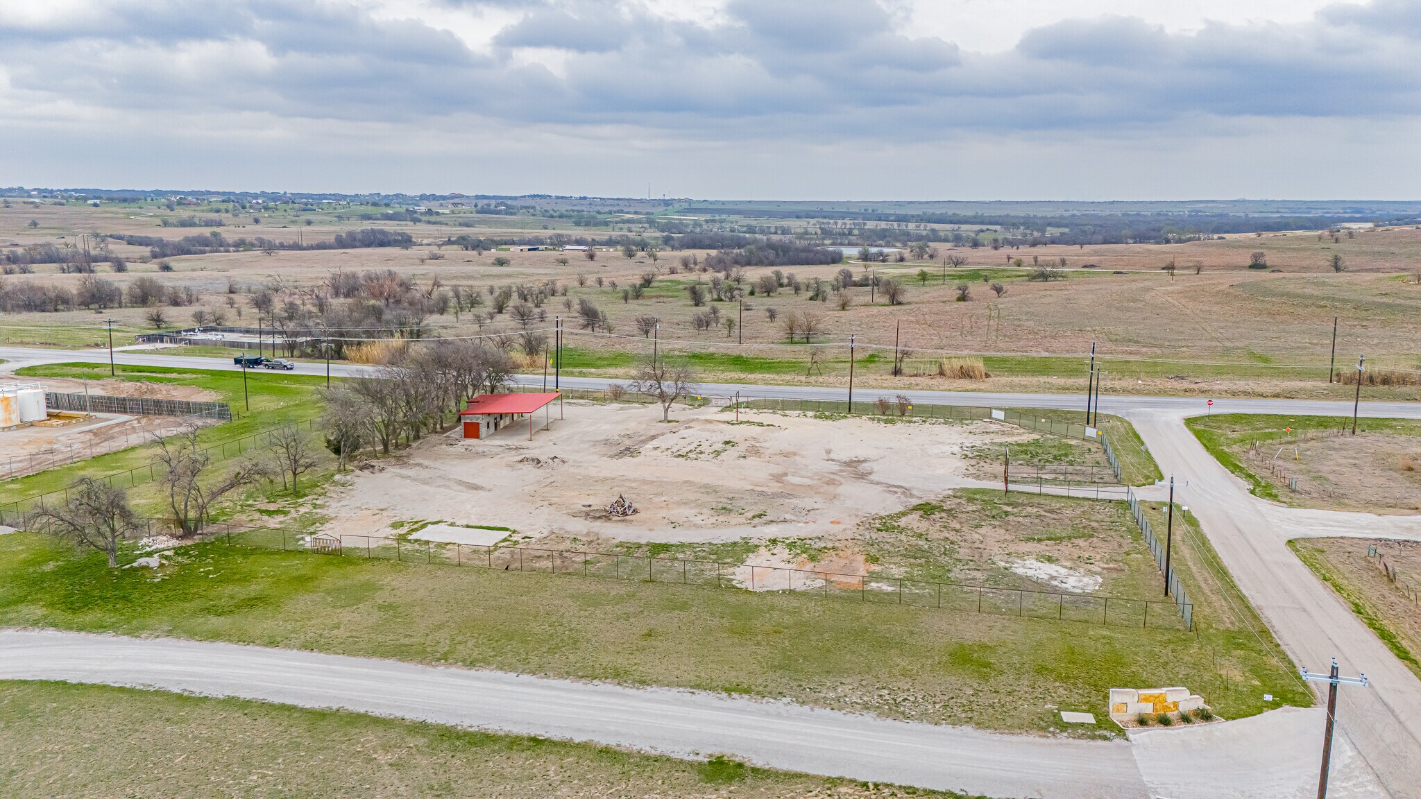 5985 Stacy Ln, Weatherford, TX à louer Photo du bâtiment- Image 1 de 18