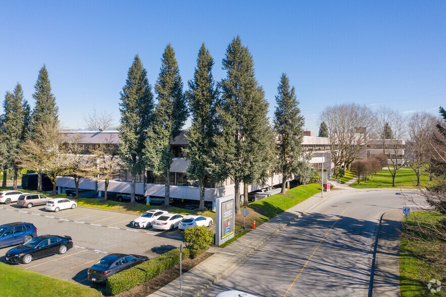 10711 Cambie Rd, Richmond, BC à vendre - Photo principale - Image 1 de 1