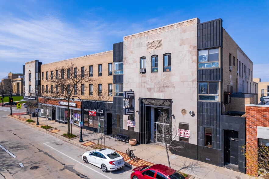 4001-4015 N Oakland Ave, Milwaukee, WI for lease - Building Photo - Image 3 of 29