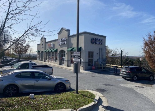 1700 W Nursery Rd, Linthicum Heights, MD à louer - Photo du bâtiment - Image 2 de 3