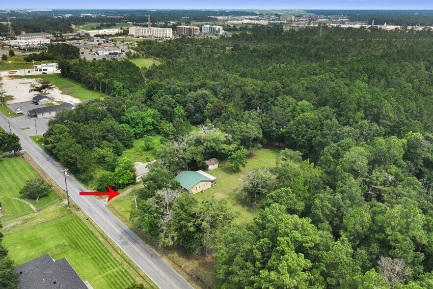 16027 Landon Rd, Gulfport, MS à vendre - Photo du bâtiment - Image 3 de 9