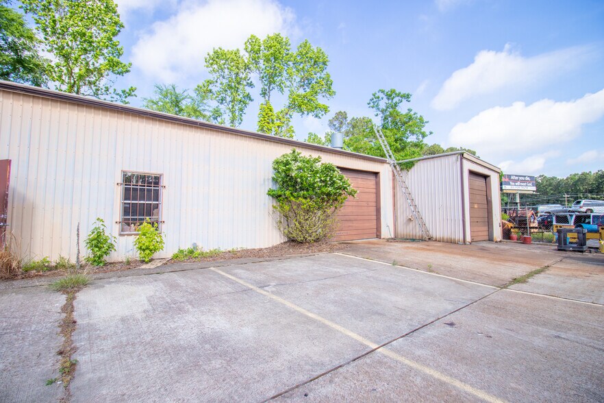 805 Hilbig Rd, Conroe, TX à vendre - Photo du bâtiment - Image 3 de 9