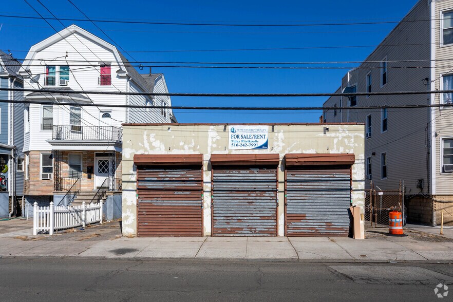 45 Radford St, Yonkers, NY for sale - Building Photo - Image 2 of 3