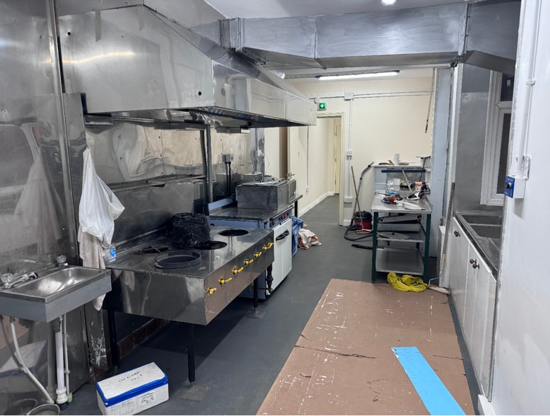 1149 Bristol Rd S, Birmingham à louer - Photo intérieure - Image 2 de 5