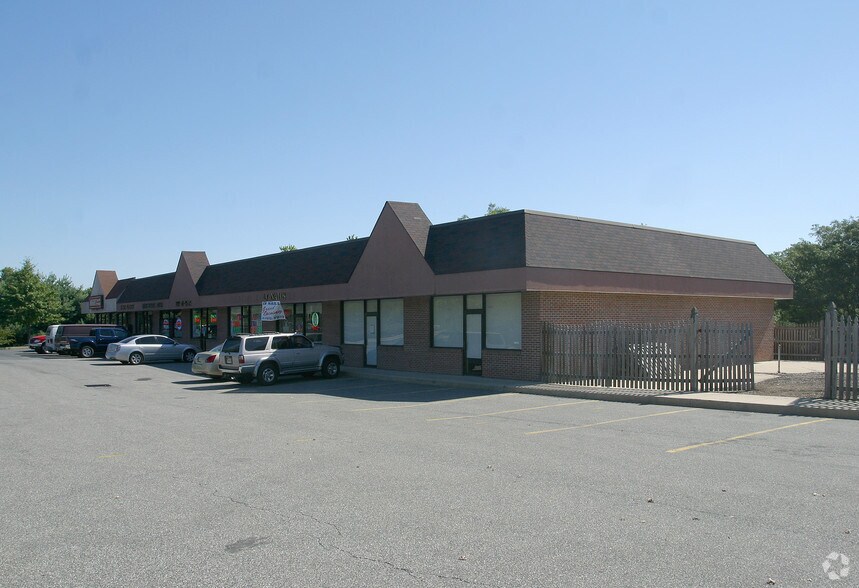 11761-11775 Belair Rd, Kingsville, MD à louer - Photo du bâtiment - Image 2 de 5