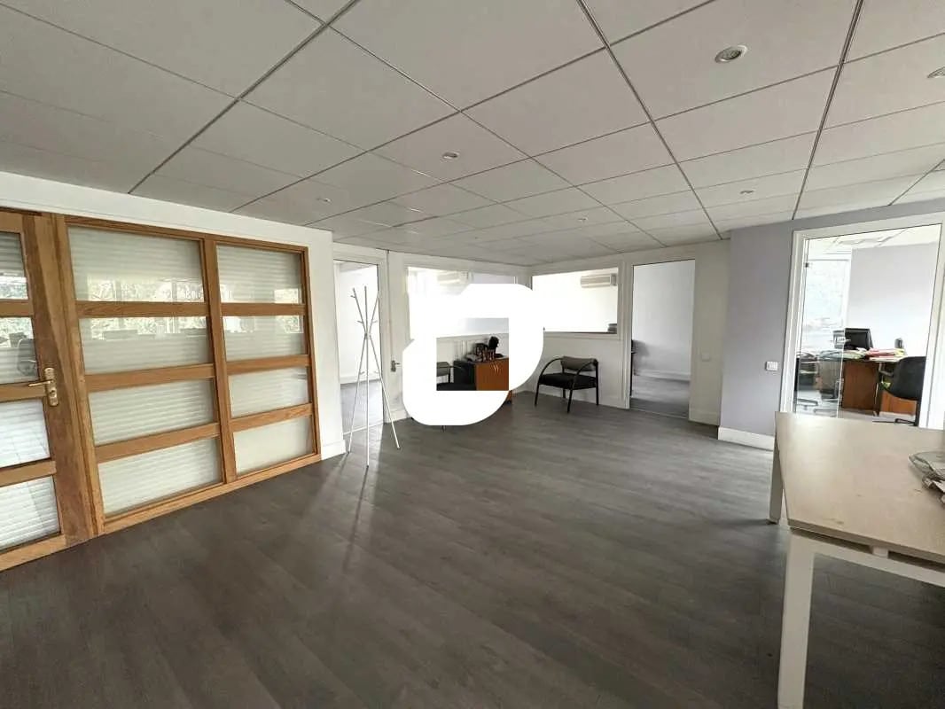 Bureau dans Lyon à vendre Photo intérieure- Image 1 de 15