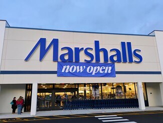 Plus de détails pour 200 New Hartford Rd, Winsted, CT - Commerce de détail à louer