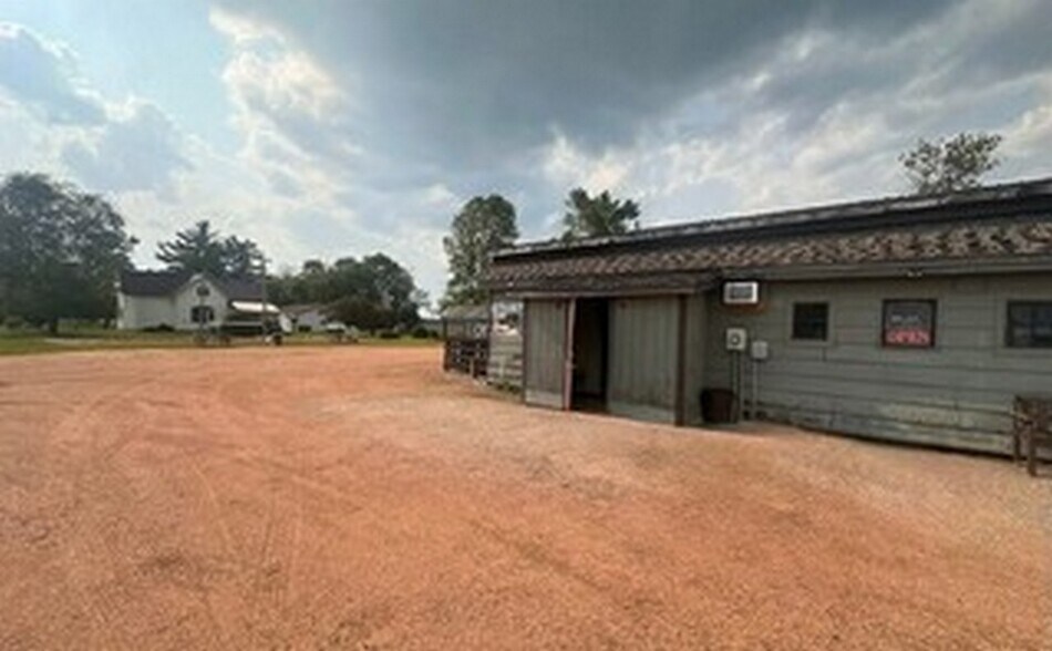 211402 State Highway 49, Elderon, WI à vendre - Photo du bâtiment - Image 3 de 14