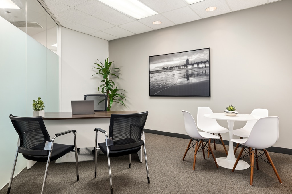 17011 Beach Blvd, Huntington Beach, CA for lease Interior Photo- Image 1 of 6