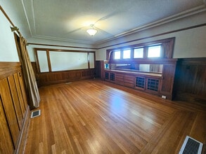 825 College Ave, Santa Rosa, CA à louer Photo intérieure- Image 1 de 5