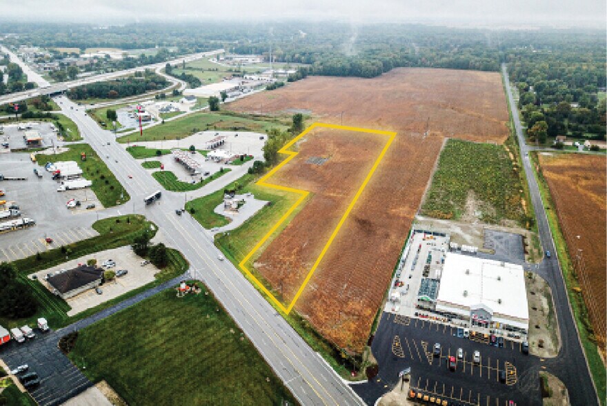 6605 Dixie Hwy, Bridgeport, MI à vendre - Photo du bâtiment - Image 2 de 3