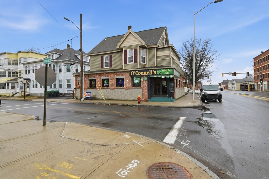 729-733 Chicopee St, Chicopee, MA for sale - Building Photo - Image 1 of 9