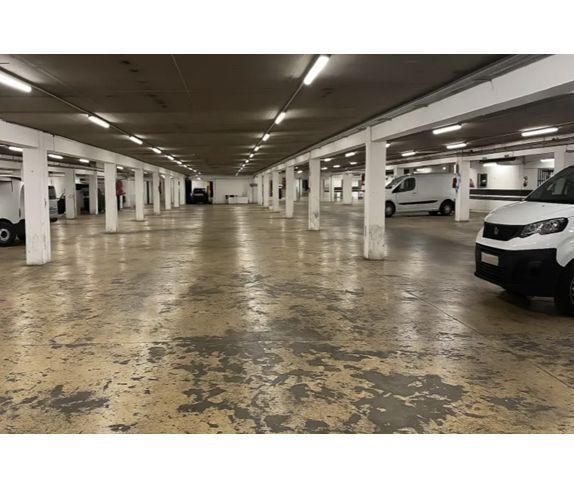 Industrial in Montrouge for lease - Building Photo - Image 3 of 6