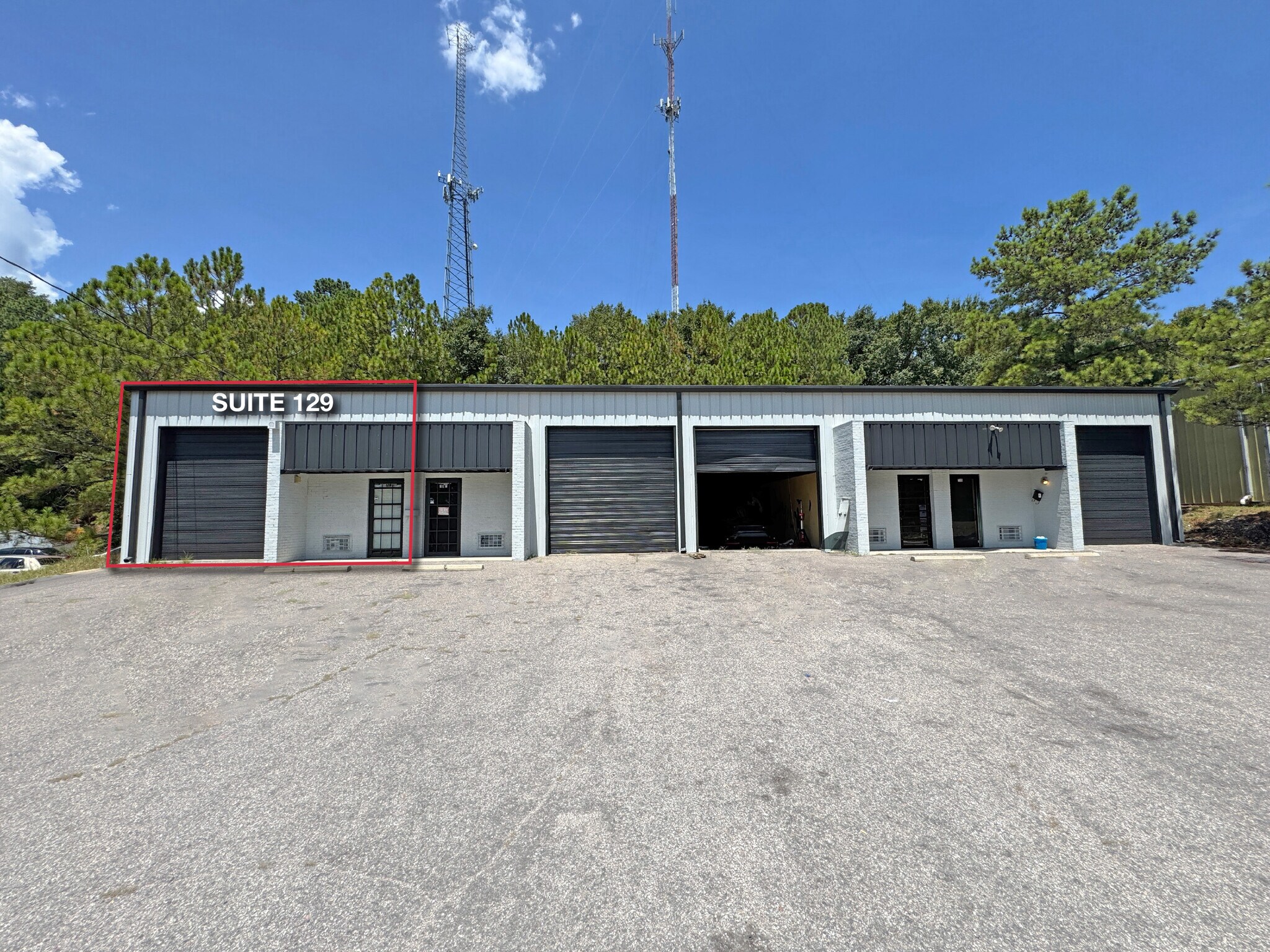 129-131 Calvin Dr, Columbia, SC à louer Photo principale- Image 1 de 5