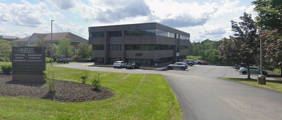 6200 Brooktree Rd, Wexford, PA à louer - Photo du bâtiment - Image 1 de 12