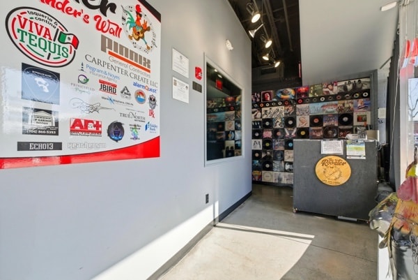 334 W Main Ave, Gastonia, NC for sale - Interior Photo - Image 2 of 21