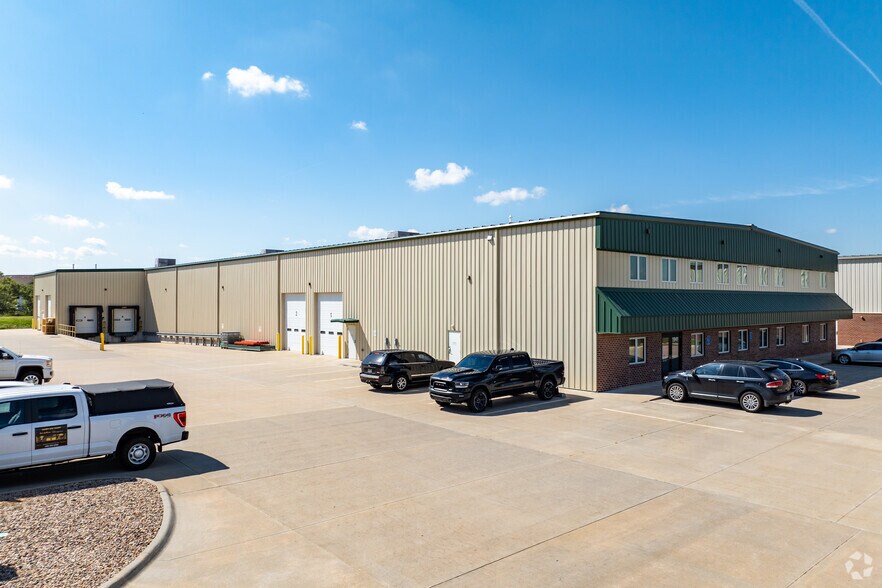 1941 SW 6th St, Lincoln, NE à vendre - Photo du bâtiment - Image 1 de 26