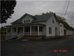 756 N Main St, Shelbyville, TN à vendre - Photo du bâtiment - Image 2 de 3