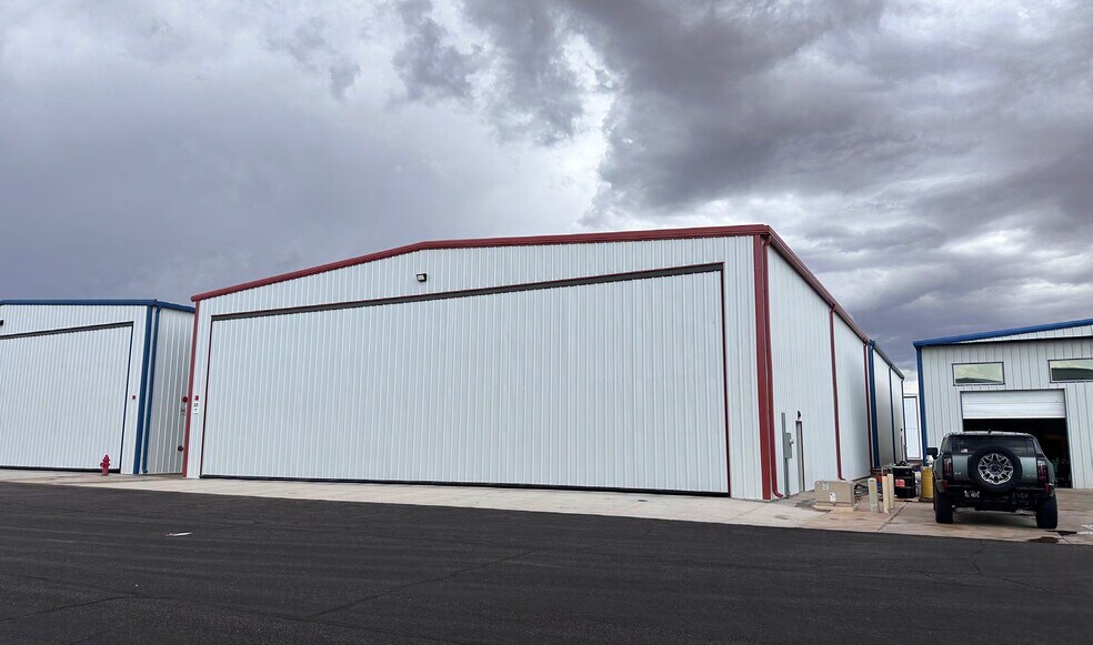 4196 S Airport Pky, St George, UT à vendre - Photo du bâtiment - Image 1 de 10