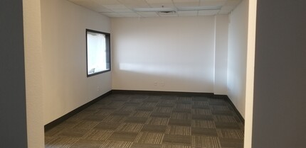 3231 N Decatur Blvd, Las Vegas, NV for lease Interior Photo- Image 2 of 6