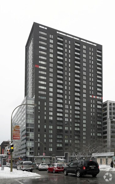 1500-1508 Rue de Bleury, Montréal, QC à louer - Photo principale - Image 1 de 2