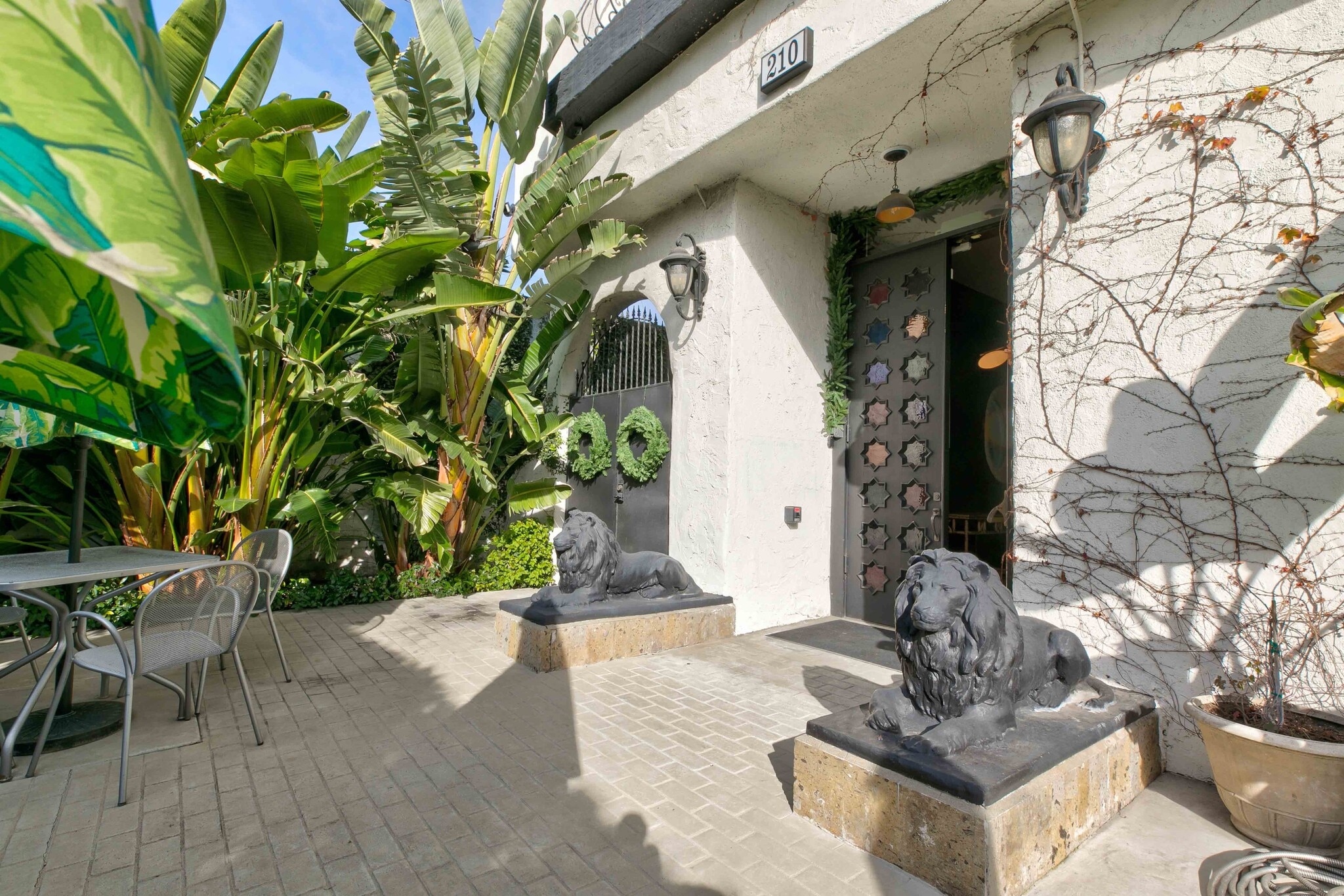 210 S Kenwood St, Glendale, CA for lease Primary Photo- Image 1 of 36