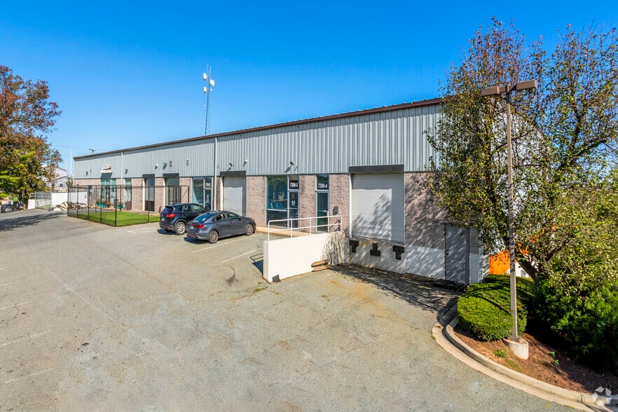 7300 Westmore Rd, Rockville, MD for lease - Building Photo - Image 1 of 3