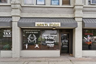 436 Main St, West Springfield, MA for lease Interior Photo- Image 1 of 7