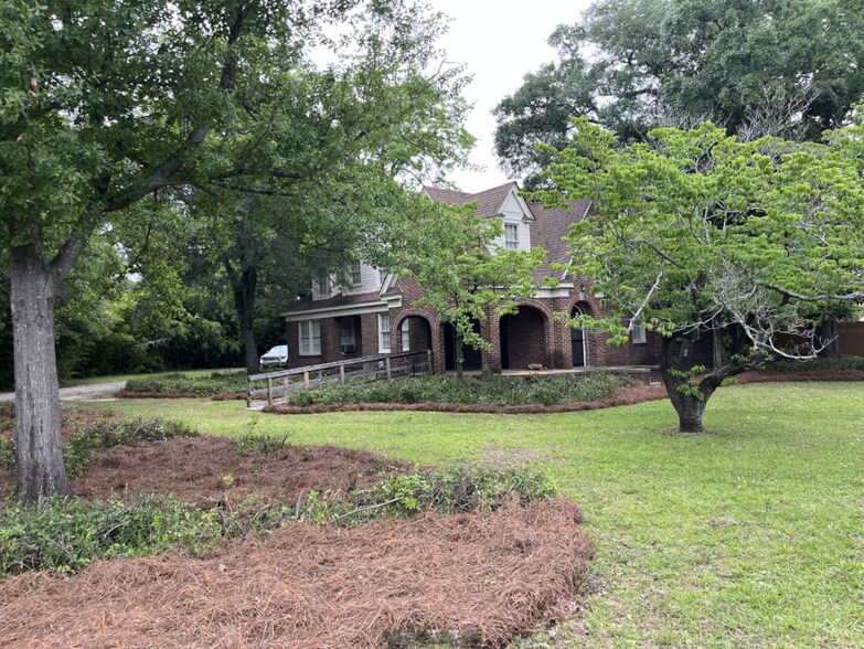 6406 Garners Ferry Rd, Columbia, SC à louer - Photo du bâtiment - Image 2 de 11