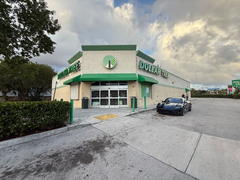 1255 NW 103rd St, Miami, FL à louer - Photo principale - Image 1 de 22