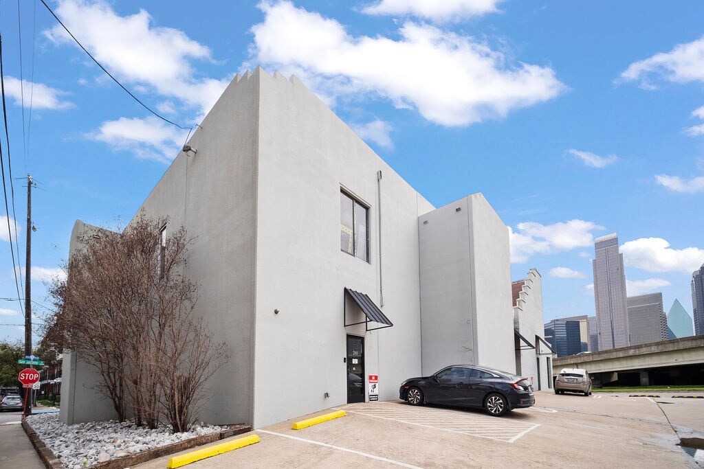 2909 San Jacinto St, Dallas, TX à vendre Photo du bâtiment- Image 1 de 33