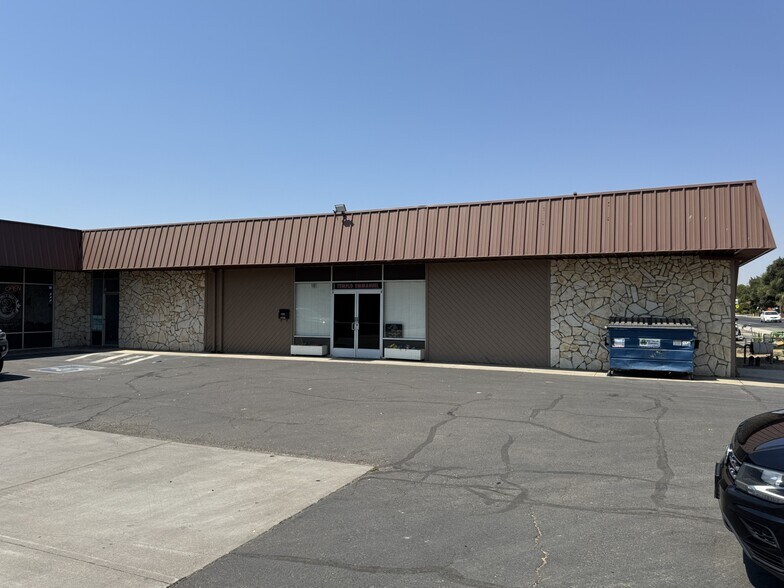 680 South Ave, Gustine, CA à louer - Photo du bâtiment - Image 2 de 15