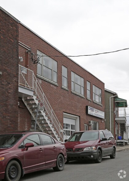 35 Av 24e, Montréal, QC for sale - Primary Photo - Image 2 of 2