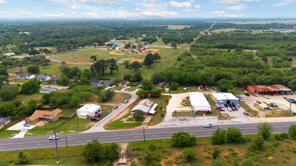 805 N Magnolia Ave, Luling, TX à vendre - Aérien - Image 3 de 51