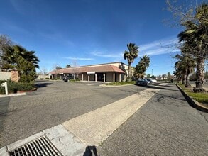 5601 66th Ave, Sacramento, CA for lease Interior Photo- Image 2 of 2