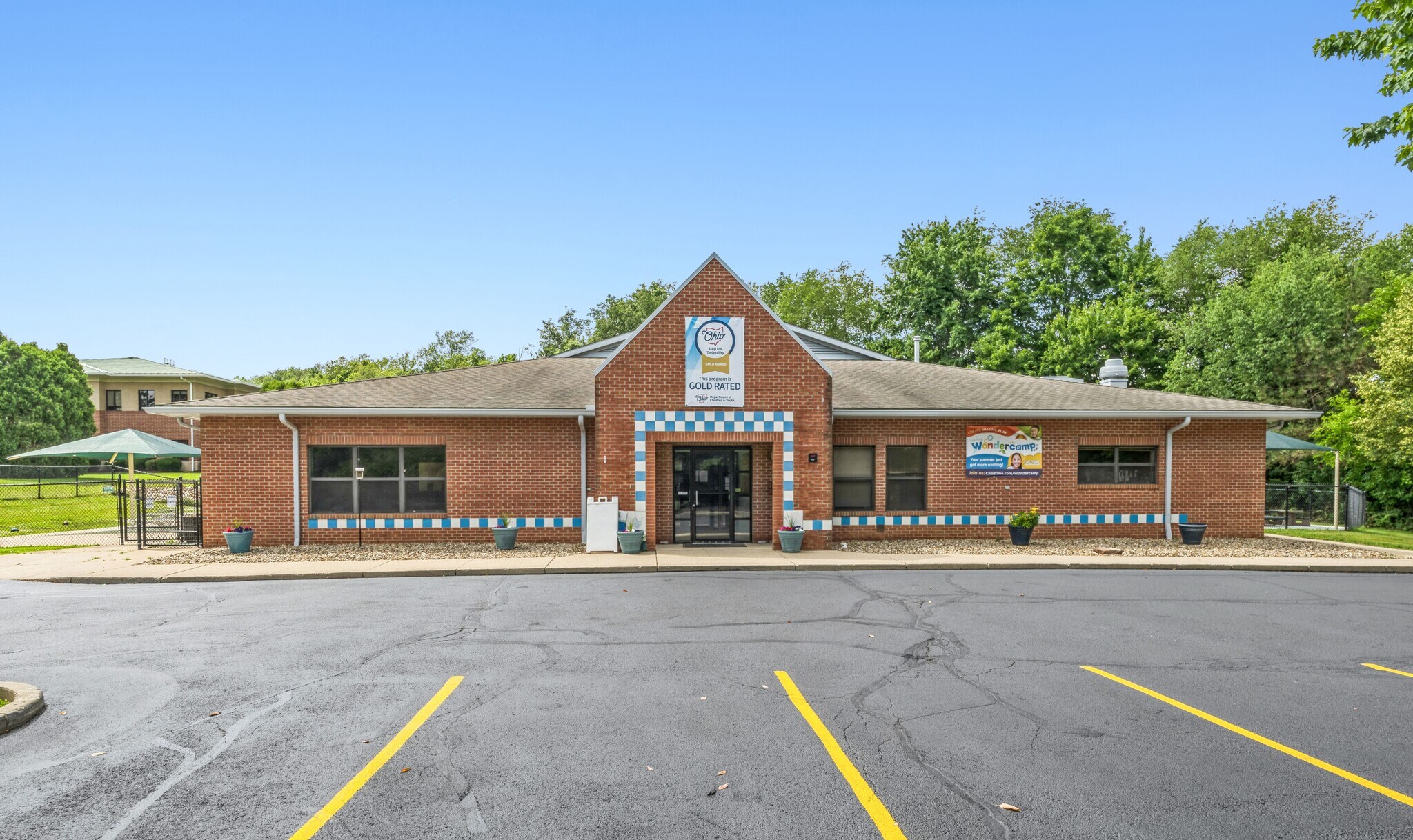 3475 Embassy Pky, Akron, OH à vendre Photo du bâtiment- Image 1 de 7