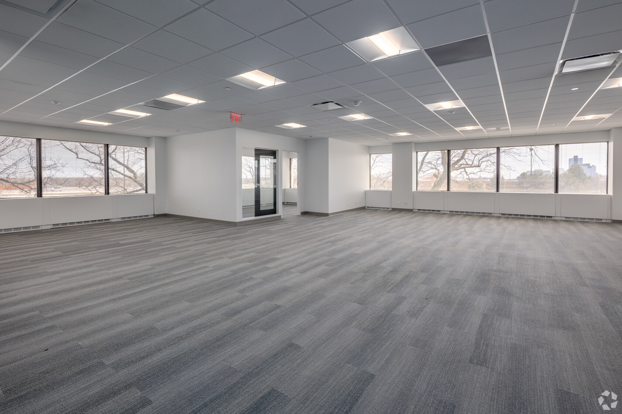 1051 Perimeter Dr, Schaumburg, IL for lease Interior Photo- Image 1 of 3