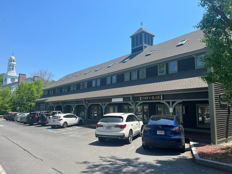 45 Walden St, Concord, MA à louer - Photo du bâtiment - Image 2 de 8