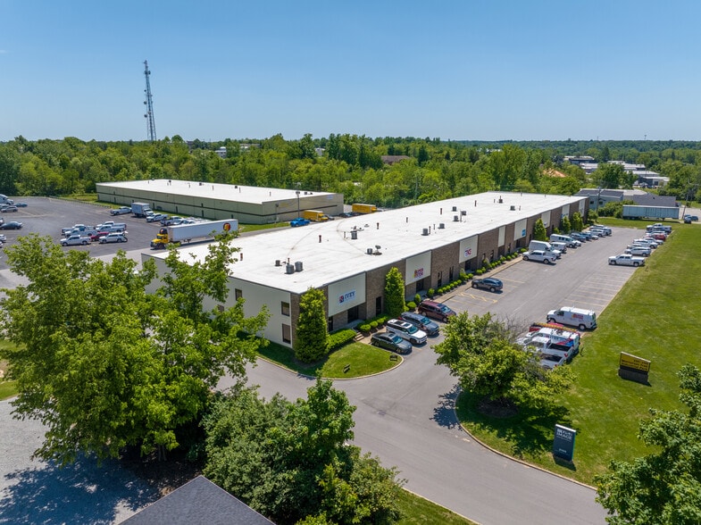 2171-2199 Watterson Trl, Louisville, KY for lease - Building Photo - Image 1 of 2