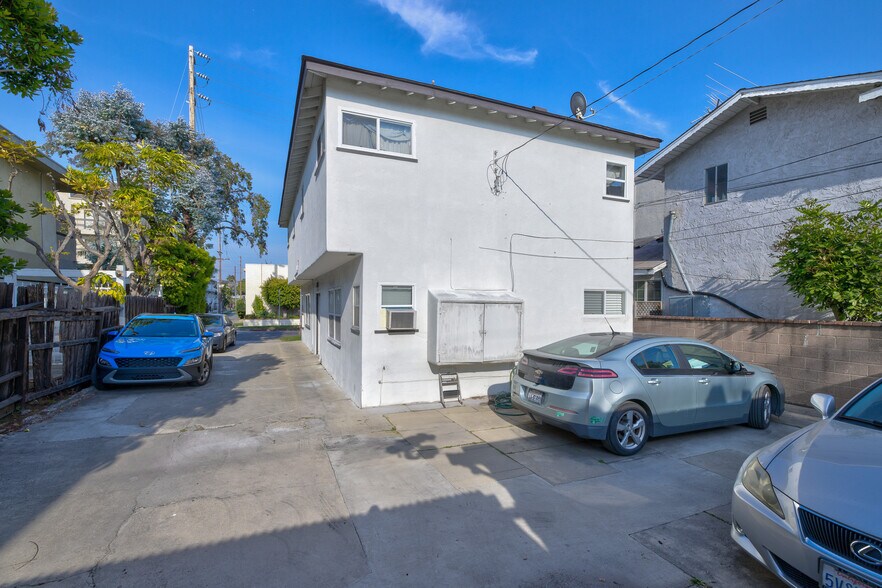 3731 Glendon Ave, Los Angeles, CA à vendre - Photo du bâtiment - Image 2 de 27