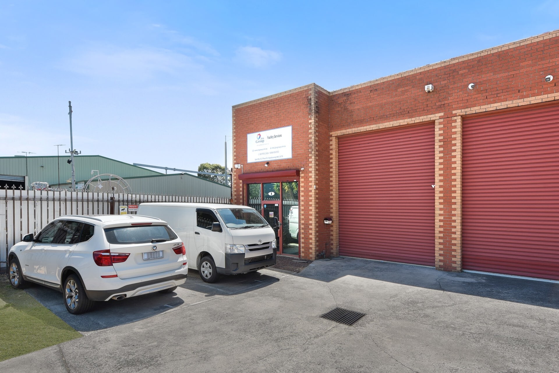 5-7 Paul Ct, Dandenong à louer Photo principale- Image 1 de 6