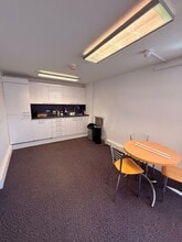 Chilton Business Centre, Aylesbury for lease Interior Photo- Image 1 of 5