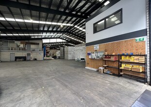 7 Ladbroke St, Milperra for lease Interior Photo- Image 1 of 3