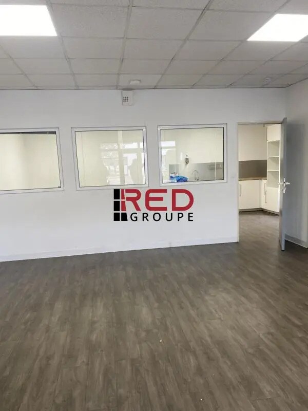 Gémenos, Gémenos for lease Building Photo- Image 1 of 5