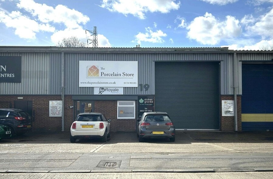 16-21 Harvester Way, Peterborough for lease - Primary Photo - Image 1 of 1