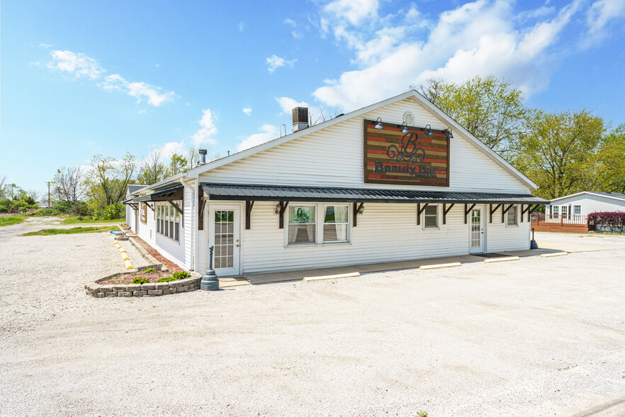 403 W Corwin St, Litchfield, IL à vendre - Photo du bâtiment - Image 1 de 1